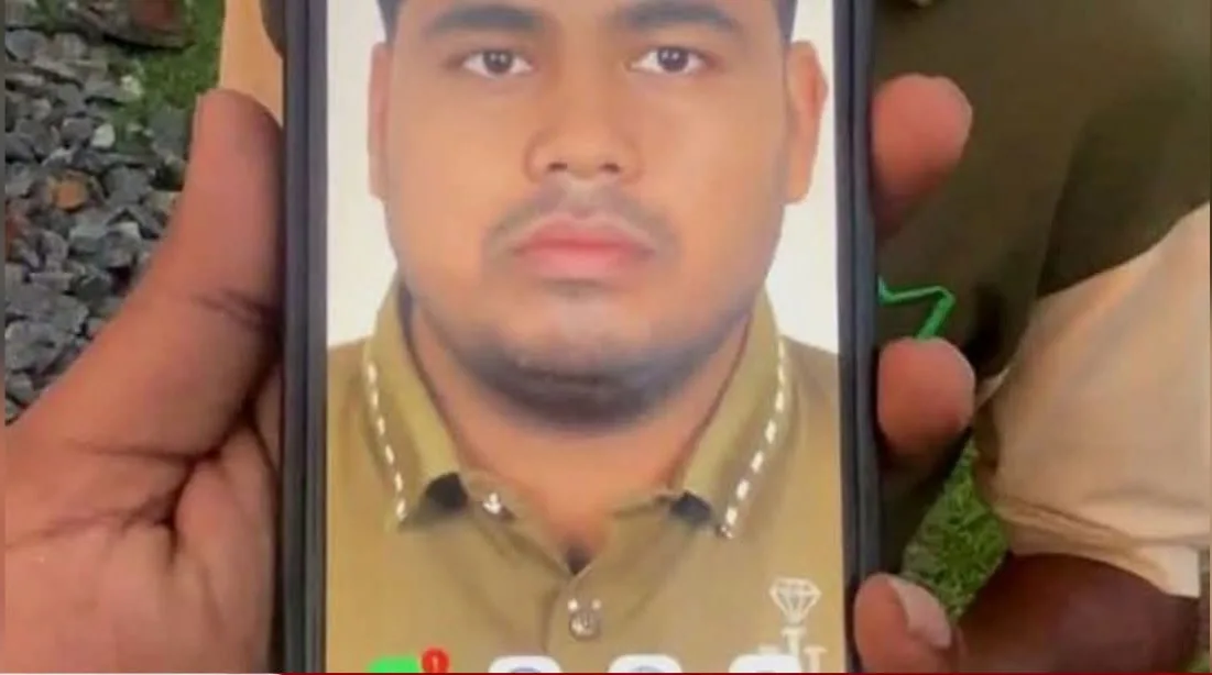 কুলাউড়ায় স্ত্রীর ওপর অভিমানে ট্রেনের নীচে ঝাঁপ দিয়ে আত্মহত্যা!