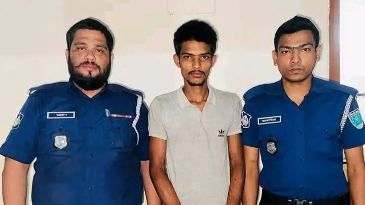 মাদকাসক্ত ছেলের হাতে বাবা-মা নির্যাতিত; যুবক আটক