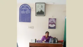 আমার বিদ্যালয় থেকে বঙ্গবন্ধুর ছবি সরাবো না’