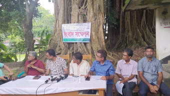 দি ফ্লাওয়ার্স কেজি এন্ড হাইস্কুলের ছাত্র ছাত্রীদের নির্বিঘ্নে যাতায়াতে দাবীতে অভিভাবক মহলের সংবাদ সম্মেলন
