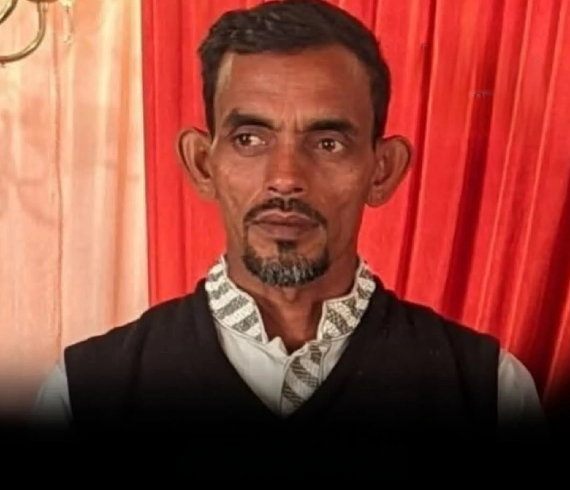লোহাগাড়ায় ট্রেনে কাটা পড়ে নিহত ১