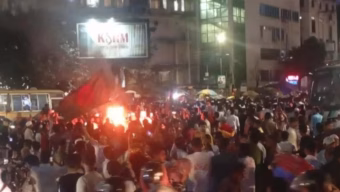 জাপা নিষিদ্ধের দাবিতে শাহবাগে টায়ার জ্বালিয়ে গণঅধিকার পরিষদের বিক্ষোভ