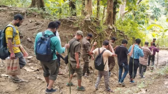 বিলুপ্তির হাত থেকে রক্ষা করতে সংরক্ষিত বন লাঠিটিলায় বিশেষজ্ঞ দল