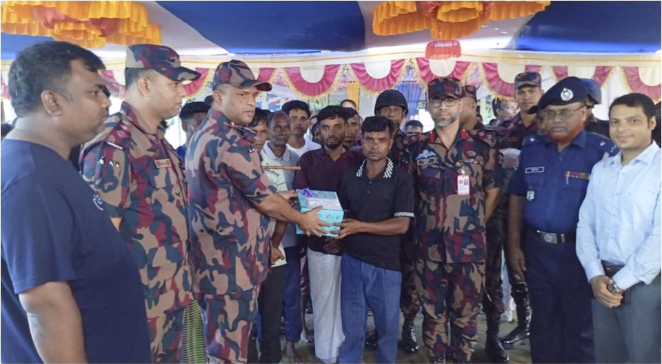 জুড়ীতে পূজামণ্ডপ পরিদর্শন করলেন বিজিবি’র সেক্টর কমান্ডার কর্নেল মুহাম্মদ সোহেল-উস-সামাদ