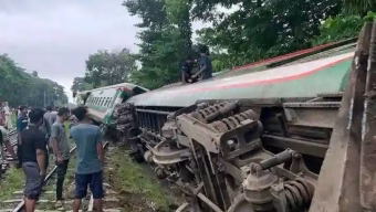 Sylhet rail link cut off after train derailment