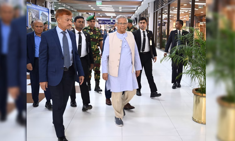 রোমের উদ্দেশে ঢাকা ত্যাগ প্রধান উপদেষ্টার