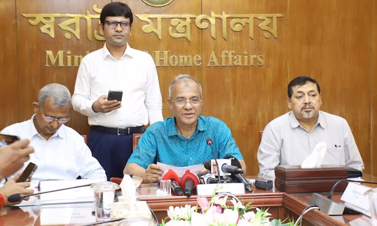 বিগত তিন নির্বাচনে দায়িত্ব পালনকারীদের বিরত রাখা হবে: স্বরাষ্ট্র উপদেষ্টা