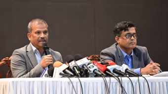 হাসিনা, কামালকে ফেরাতে আইসিসিতে যাওয়ার কথা ভাবছে সরকার : আসিফ নজরুল