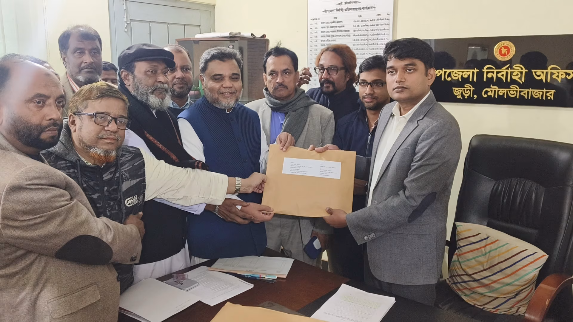 মৌলভীবাজার-১ আসনে মনোনয়নপত্র জমা দিলেন নাসির উদ্দিন আহমেদ মিঠু