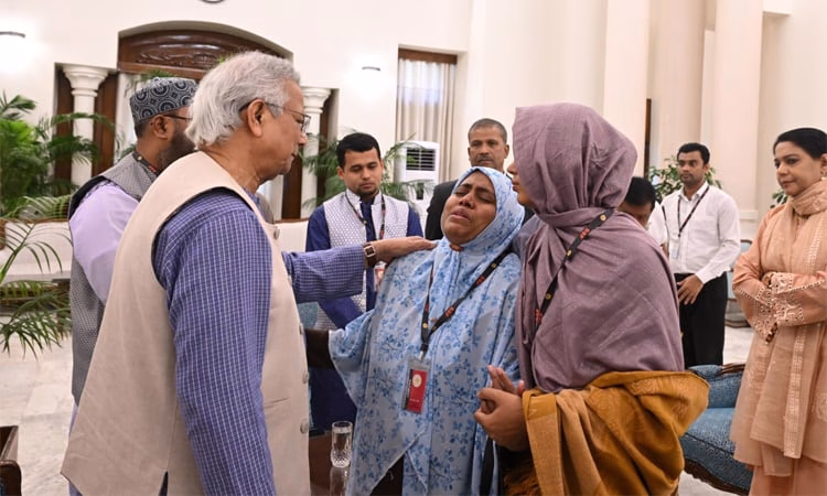 ওসমান হাদির সর্বোত্তম চিকিৎসা নিশ্চিতের আশ্বাস প্রধান উপদেষ্টার