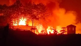 রোহিঙ্গা ক্যাম্পে ভয়াবহ আগুন, পুড়েছে তিন শতাধিক ঝুপড়ি ঘর