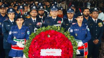 ভাষা শহিদদের প্রতি মৌলভীবাজার জেলা পুলিশের শ্রদ্ধা নিবেদন