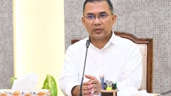 প্রধানমন্ত্রী তারেক রহমান আজ সরকারি ছুটির দিনেও অফিস করছেন
