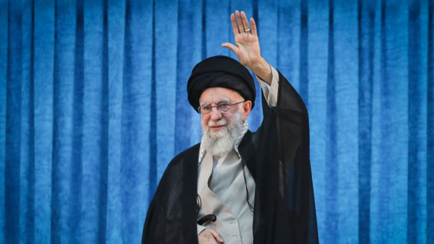 জাতির উদ্দেশে কিছুক্ষণের মধ্যে ভাষণ দেবেন খামেনি