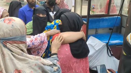 নরসিংদীর রায়পুরায় দুই পক্ষের সংঘর্ষ,গুলিবিদ্ধ হয়ে স্কুলশিক্ষার্থী নিহত
