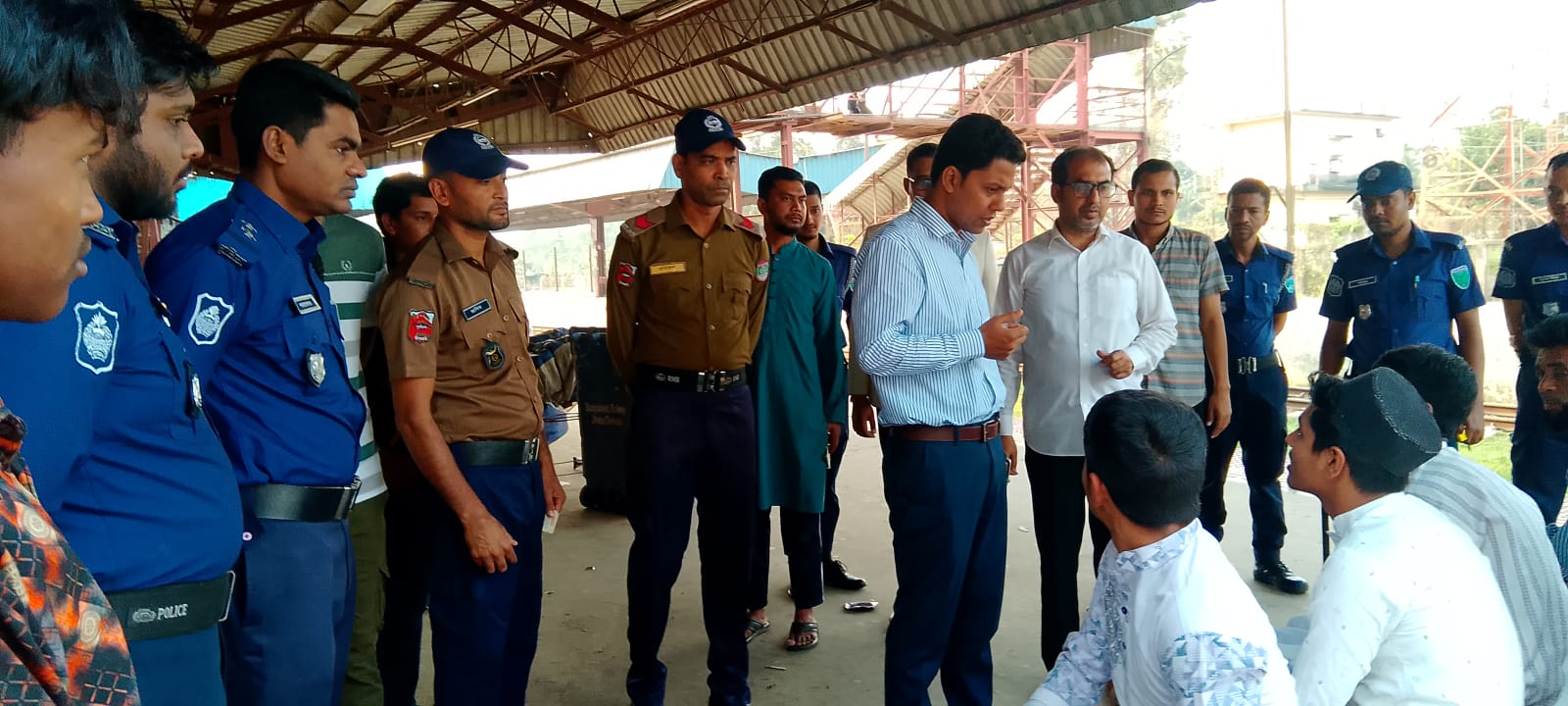 Joint drive at Shayestaganj Railway Station to ensure safe Eid travel