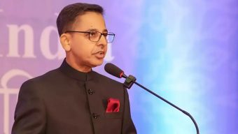 ভারতীয় ভিসা নিয়ে যে বার্তা দি‌লেন হাইক‌মিশনার প্রণয় ভার্মা