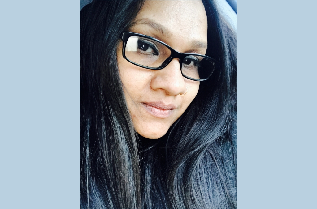 অমোঘ সমর্পণ: জীবনের উপহার ও কবিতার মর্যাদা