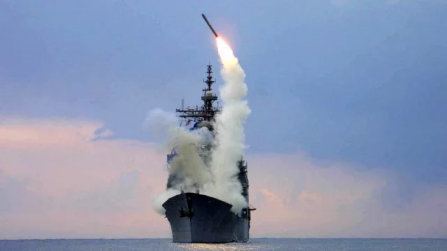 দ্য ওয়াশিংটন পোস্ট; দ্রুত কমছে মার্কিন অস্ত্র মজুত, উদ্বেগে পেন্টাগন