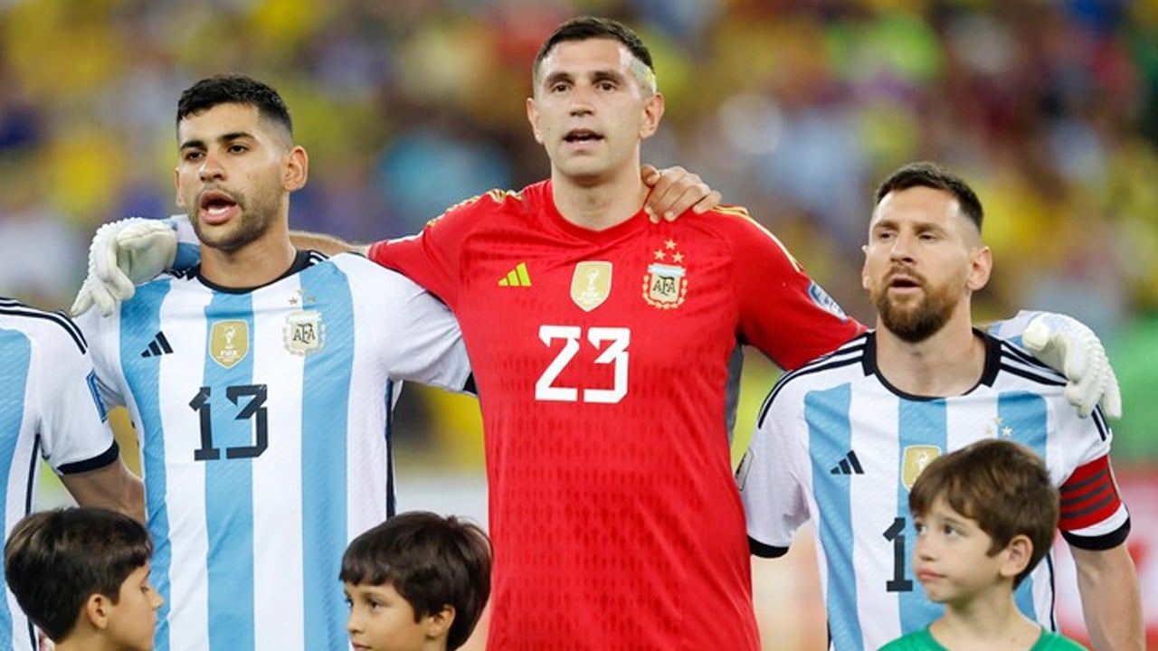 বিশ্বকাপজয়ী অধিনায়ক মেসিকে নিয়ে আর্জেন্টিনার স্কোয়াড ঘোষণা