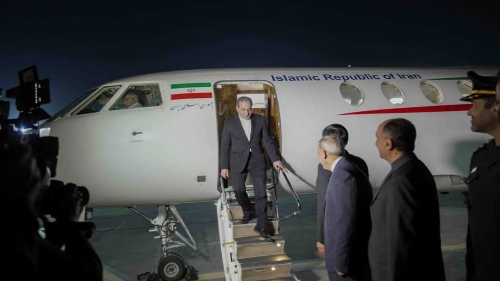 ইরানের পররাষ্ট্রমন্ত্রী ইসলামাবাদে পৌঁছেছেন