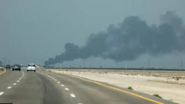 ইরাক, কুয়েত, কাতারে ইরানের হামলা; ফের বন্ধ হলো হরমুজ