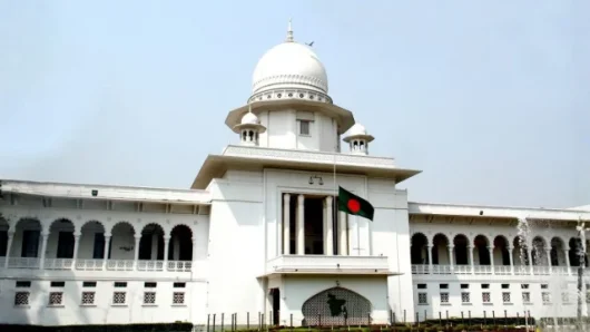 সব শিক্ষাপ্রতিষ্ঠান বন্ধ চেয়ে হাইকোর্টে রিট; শুনানি আজ