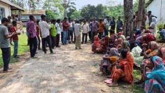 মজুরি ও রেশন বন্ধে মানবেতর জীবন-যাপন চা-শ্রমিকদের