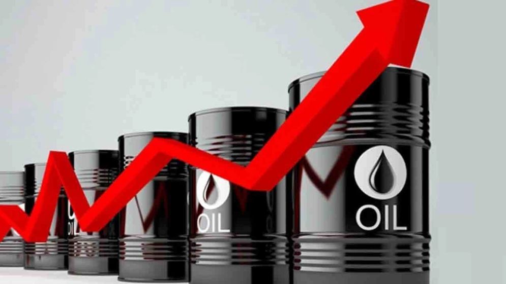 বাড়ছে তেলের দাম, সংকট আরও তীব্র হতে পারে