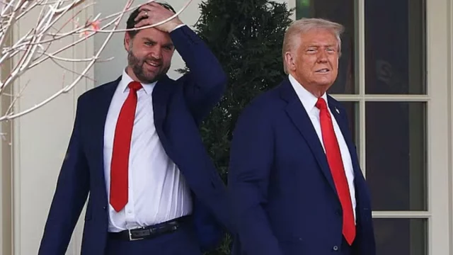 রয়টার্সের প্রতিবেদন; জেডি ভ্যান্স যুক্তরাষ্ট্রেই, অথচ ট্রাম্প বললেন পাকিস্তানের পথে