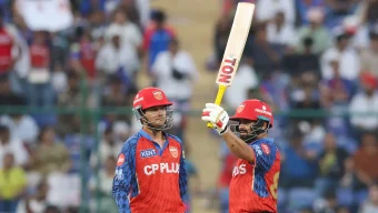 আইপিএলে নতুন বিশ্বরেকর্ড দেখল টি-টোয়েন্টি ক্রিকেট