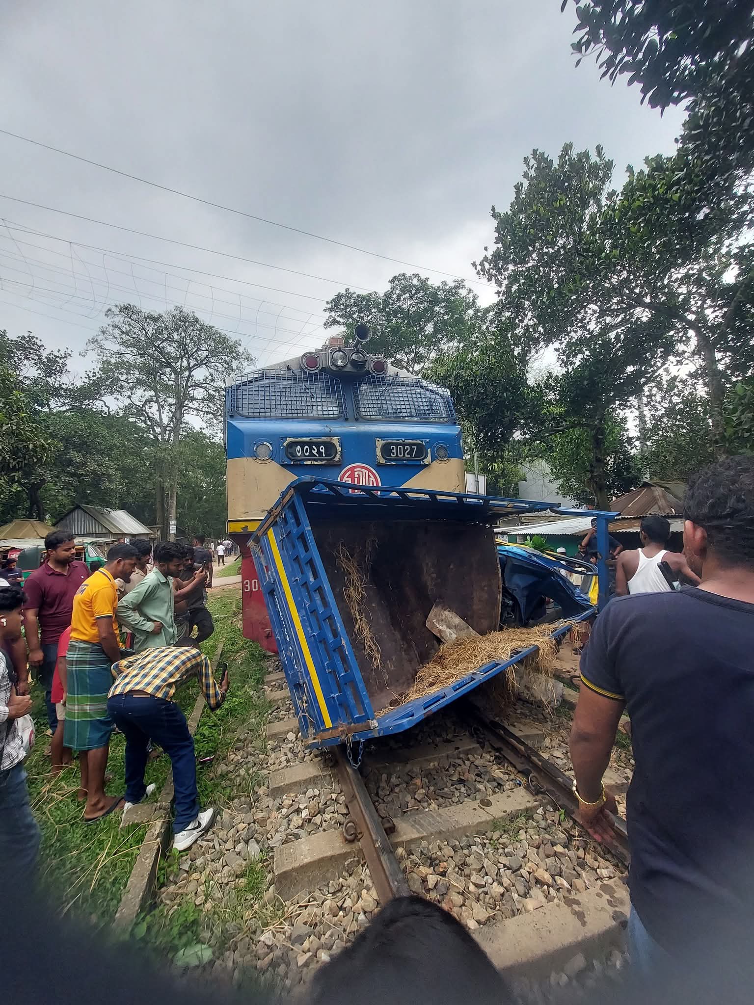 Cattle-Laden Pickup Crushed by Jayantika Express in Brahmanbaria, Driver Injured