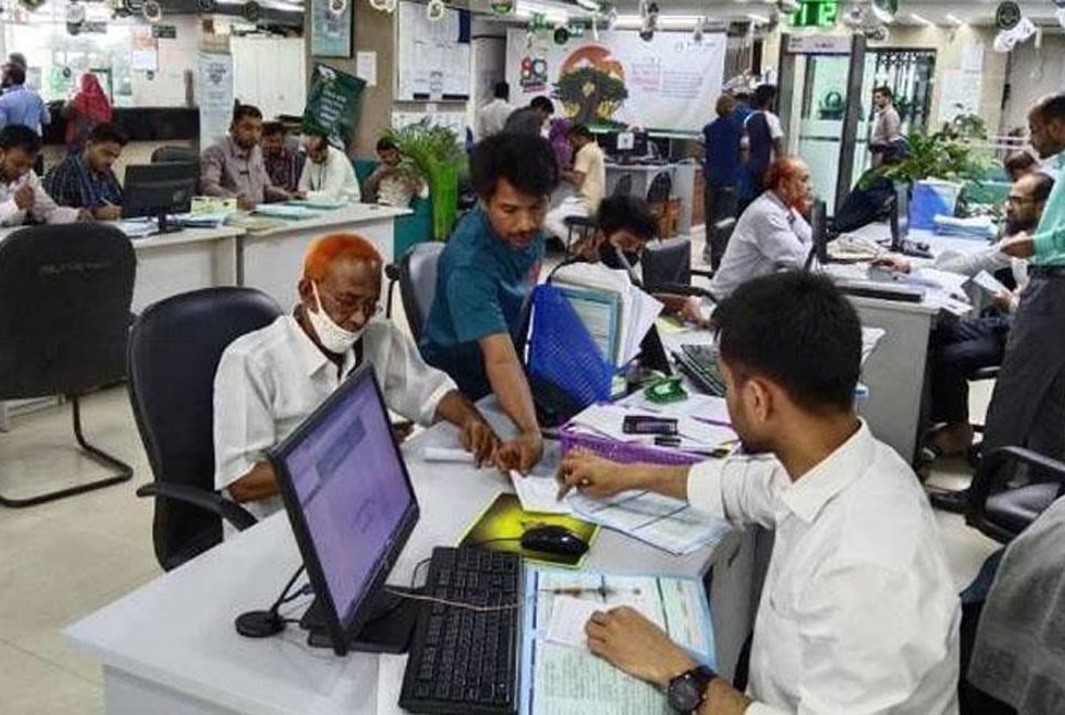 ঈদের ছুটি শেষে অফিস খুলছে সোমবার