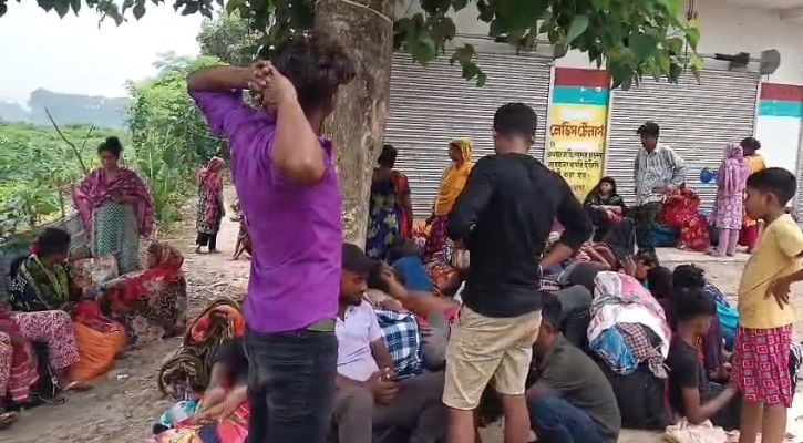 শতাধিক বাংলাদেশিকে বিজিবির হাতে তুলে দিল বিএসএফ