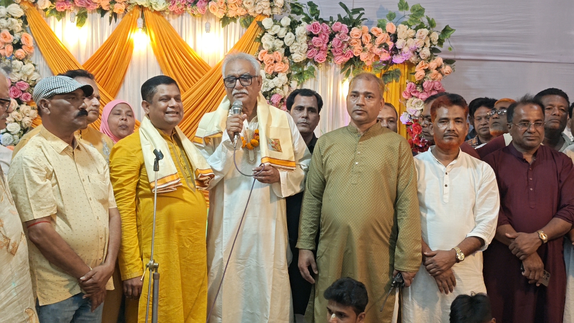 বাঘায় অষ্টপ্রহরব্যাপী মহানাম যজ্ঞ ও ১৬ প্রহরের লীলা কীর্তন অনুষ্ঠিত