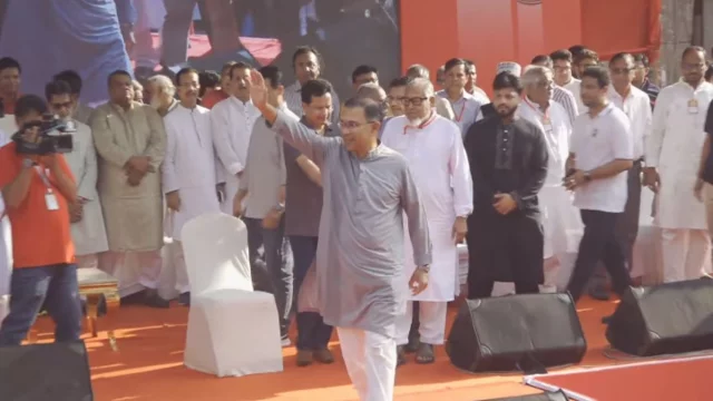 নয়াপল্টনে শ্রমিক দলের সমাবেশ শুরু, যোগ দিয়েছেন তারেক রহমান