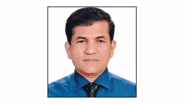 বাণিজ্য মন্ত্রণালয়ের নতুন সচিব আতাউর রহমান খান
