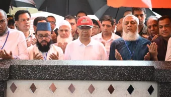 সিলেটে শাহজালালের মাজার জিয়ারত করলেন প্রধানমন্ত্রী