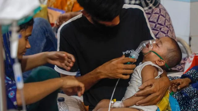 সারাদেশে হাম ও উপসর্গে প্রাণ গেল আরও ১২ শিশুর, মৃত্যু ছাড়াল ৪৫০