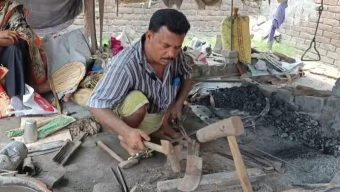 কামারপল্লীতে ঈদের ইমেজ