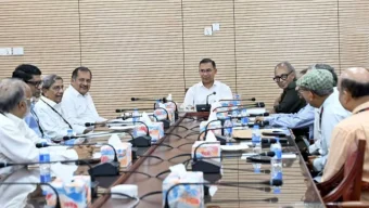 প্রধানমন্ত্রীর সঙ্গে বৈঠক করেছেন সম্পাদক পরিষদের নেতারা