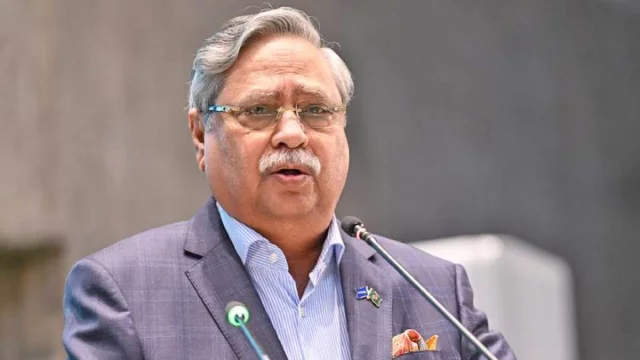 পুলিশকে মানবিক ও প্রযুক্তি নির্ভর বাহিনী হিসেবে গড়ে তোলার আহ্বান রাষ্ট্রপতির