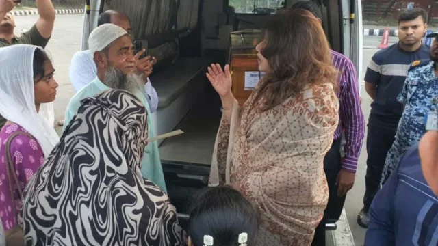 দেশে ফিরল ইরাকে নিহত শ্রাবনের মরদেহ, গ্রহণ করলেন পররাষ্ট্র প্রতিমন্ত্রী