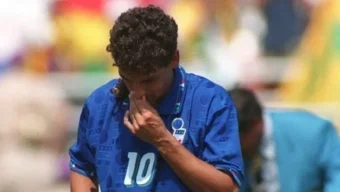 বিশ্বকাপ ফাইনালে পেনাল্টি মিসের ঘটনা এখনো স্বপ্নে দেখেন রবার্তো বাজ্জো