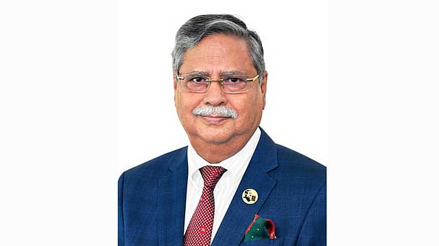 রাষ্ট্রপতির হার্টে ব্লক, পরানো হয়েছে ‘রিং’