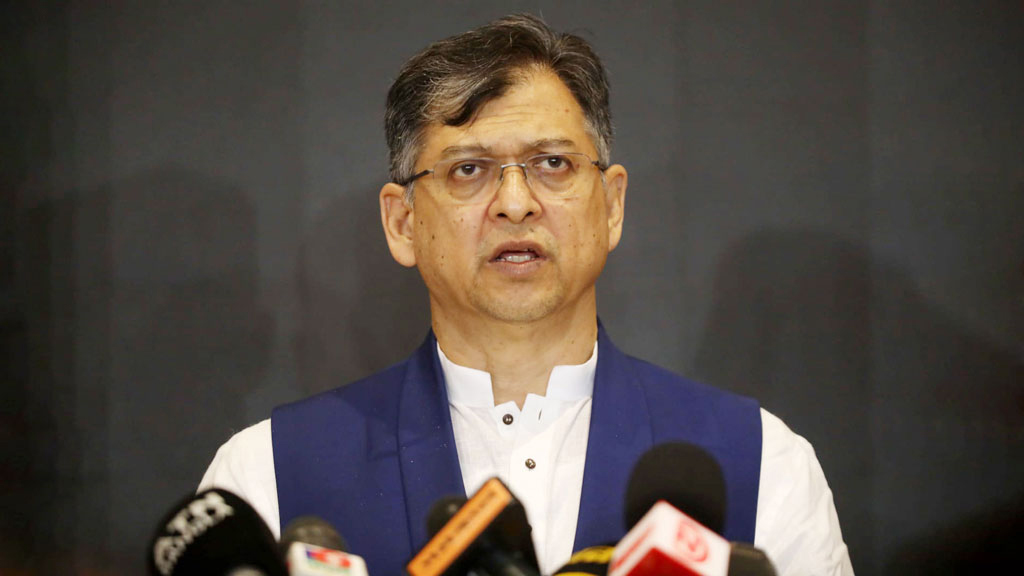 সরকার চায় শেখ হাসিনা বিচারের মুখোমুখি হোন: স্বরাষ্ট্রমন্ত্রী