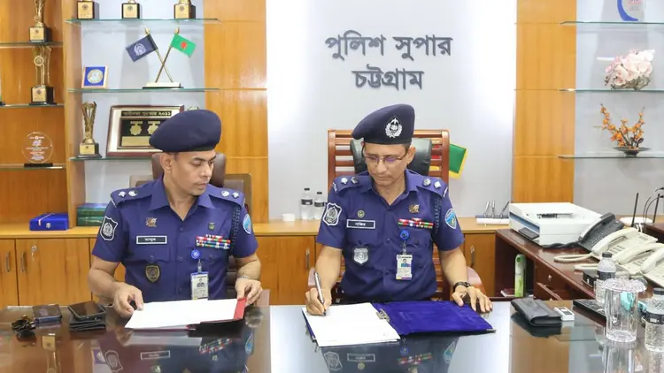 চট্টগ্রামের এসপি হিসেবে যোগ দিলেন মাসুদ আলম