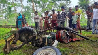 শ্রীমঙ্গলে কালনী এক্সপ্রেস–ট্রাক্টর সংঘর্ষে চালক আহত: গেটম্যান বরখাস্ত, তদন্ত কমিটি গঠন
