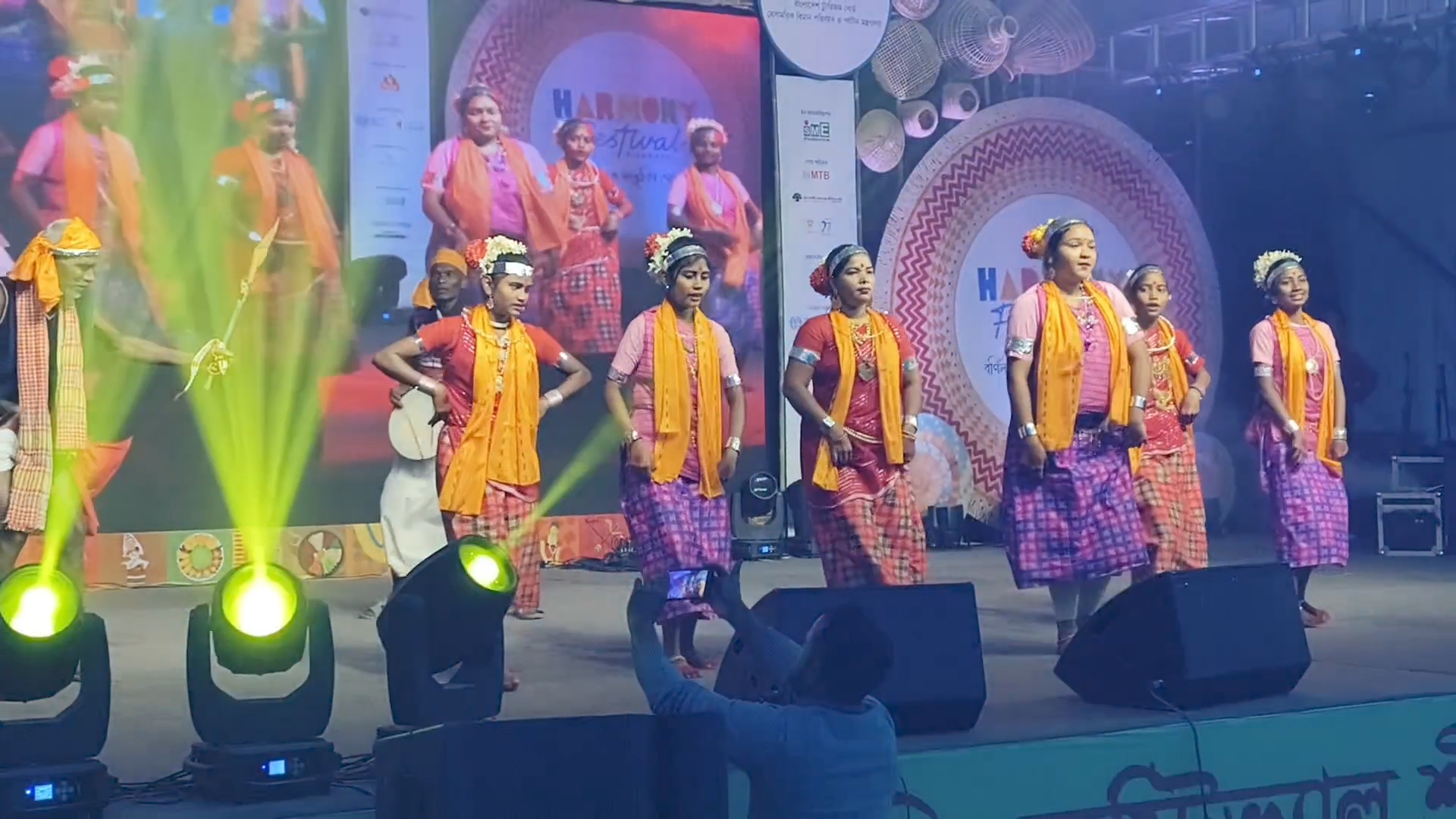 রাত পোহালেই চায়ের রাজধানী শ্রীমঙ্গলে ২৭টি ক্ষুদ্র নৃ-গোষ্টীর কৃষ্টি ও সংস্কৃতি নিয়ে শুরু হচ্ছে ‘হারমোনি ফেস্টিভ্যাল’