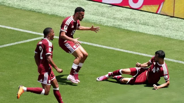 সুইজারল্যান্ডকে আটকে দিয়ে ইতিহাস গড়লো কাতার